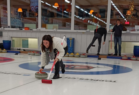 Samichlaus-Event des Schweizer Mobilitätsverbandes: Fondue, Curling und jede Menge Spass