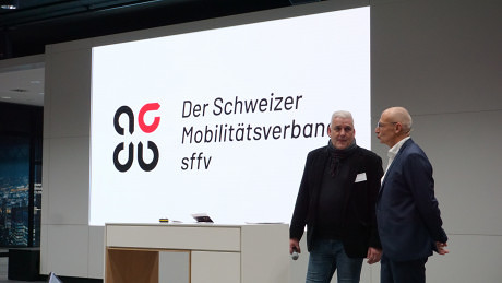 Rad-& Ratschläge für die neue urbane Mobilität – Thesen zwischen Moralisierung, Regulierung und Digitalisierung. 