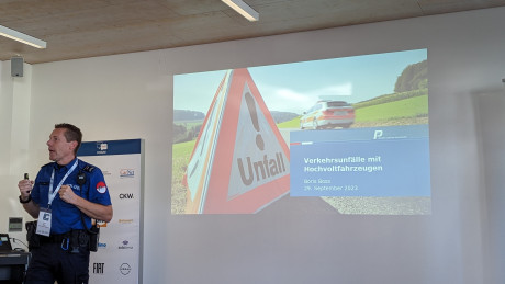 Sicherheit im Umgang mit Elektromobilität - Kantonspolizei Solothurn