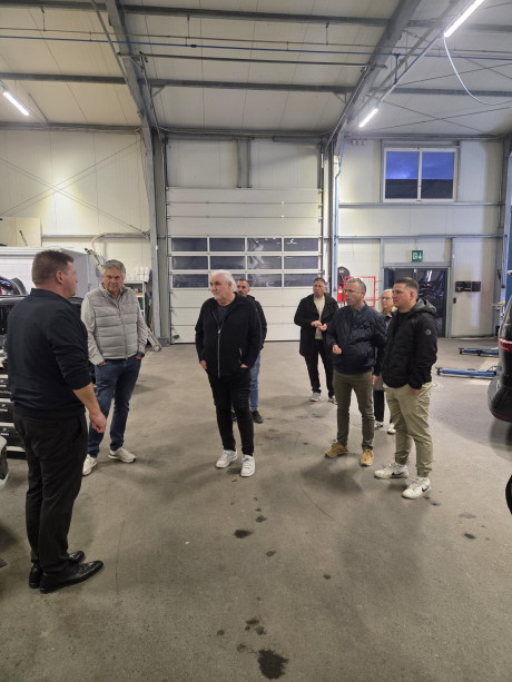 Quick-Info beim sffv: Werkstatt-Praxis trifft Digitalisierung bei ColorMagic in Schlieren